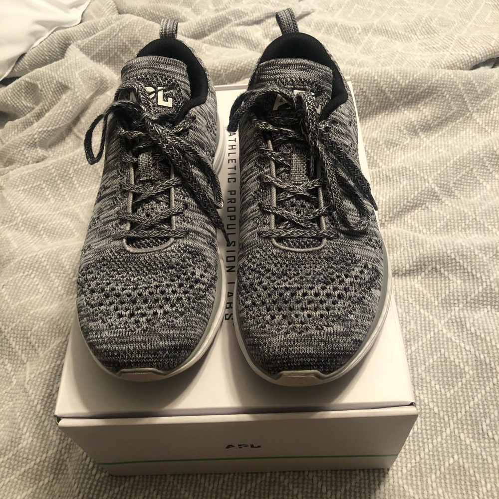 APL Workout Shoes